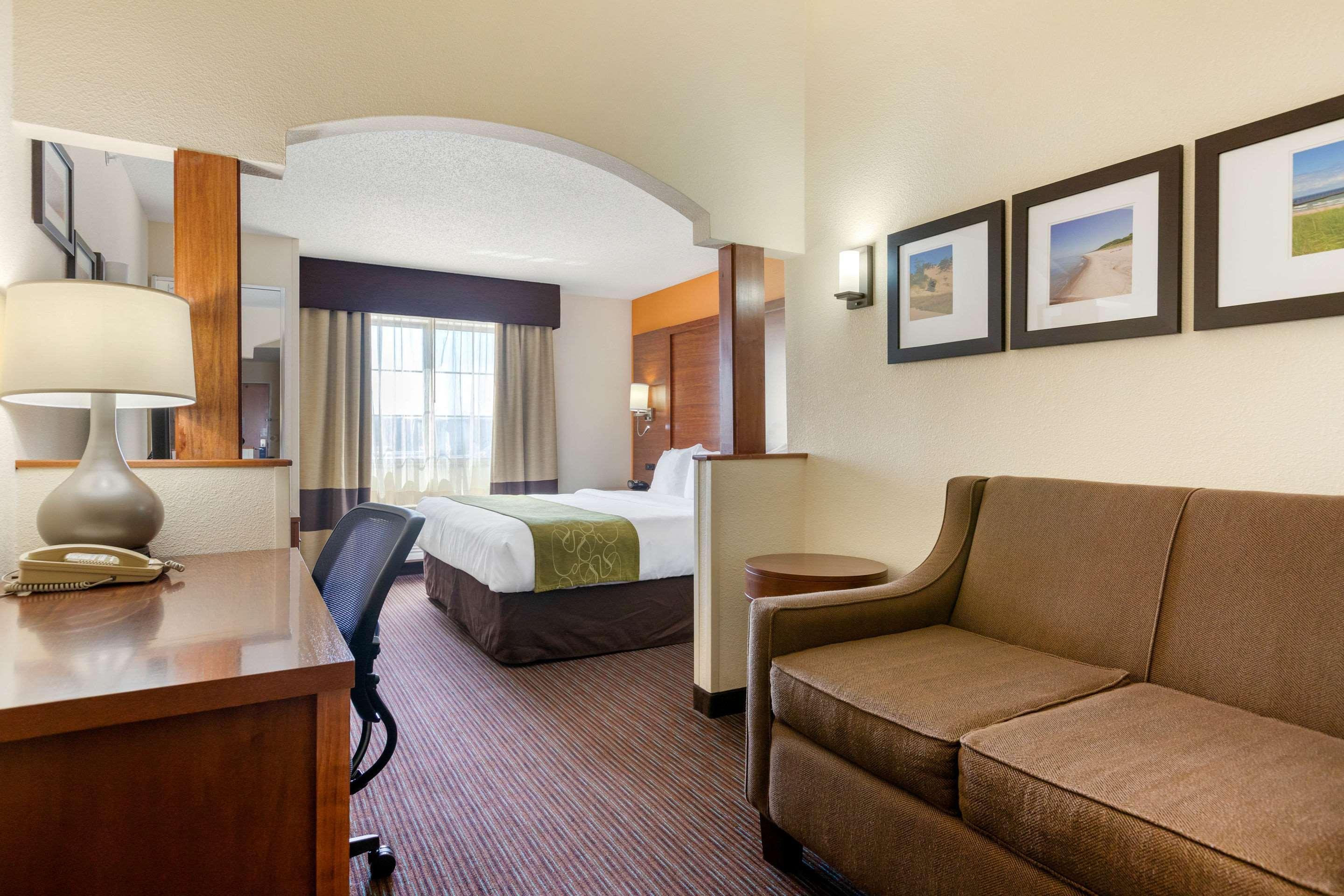 Comfort Suites Stevensville - St Joseph Kültér fotó