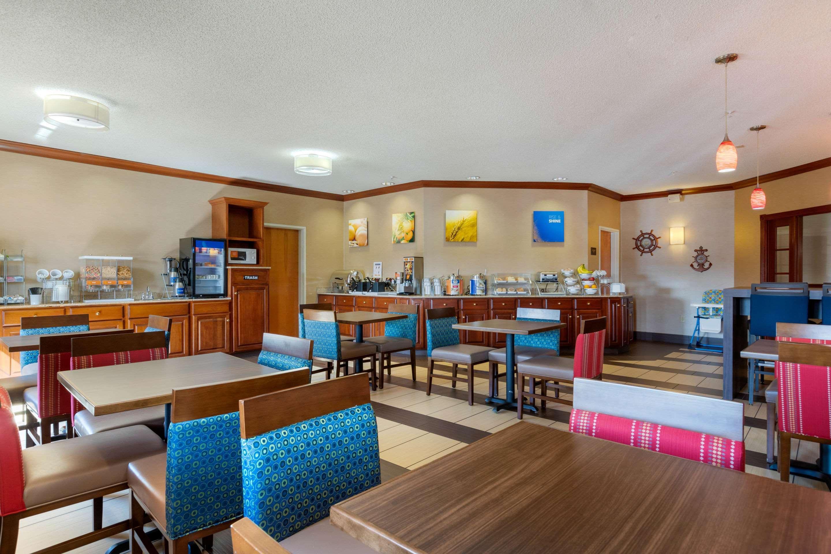 Comfort Suites Stevensville - St Joseph Kültér fotó