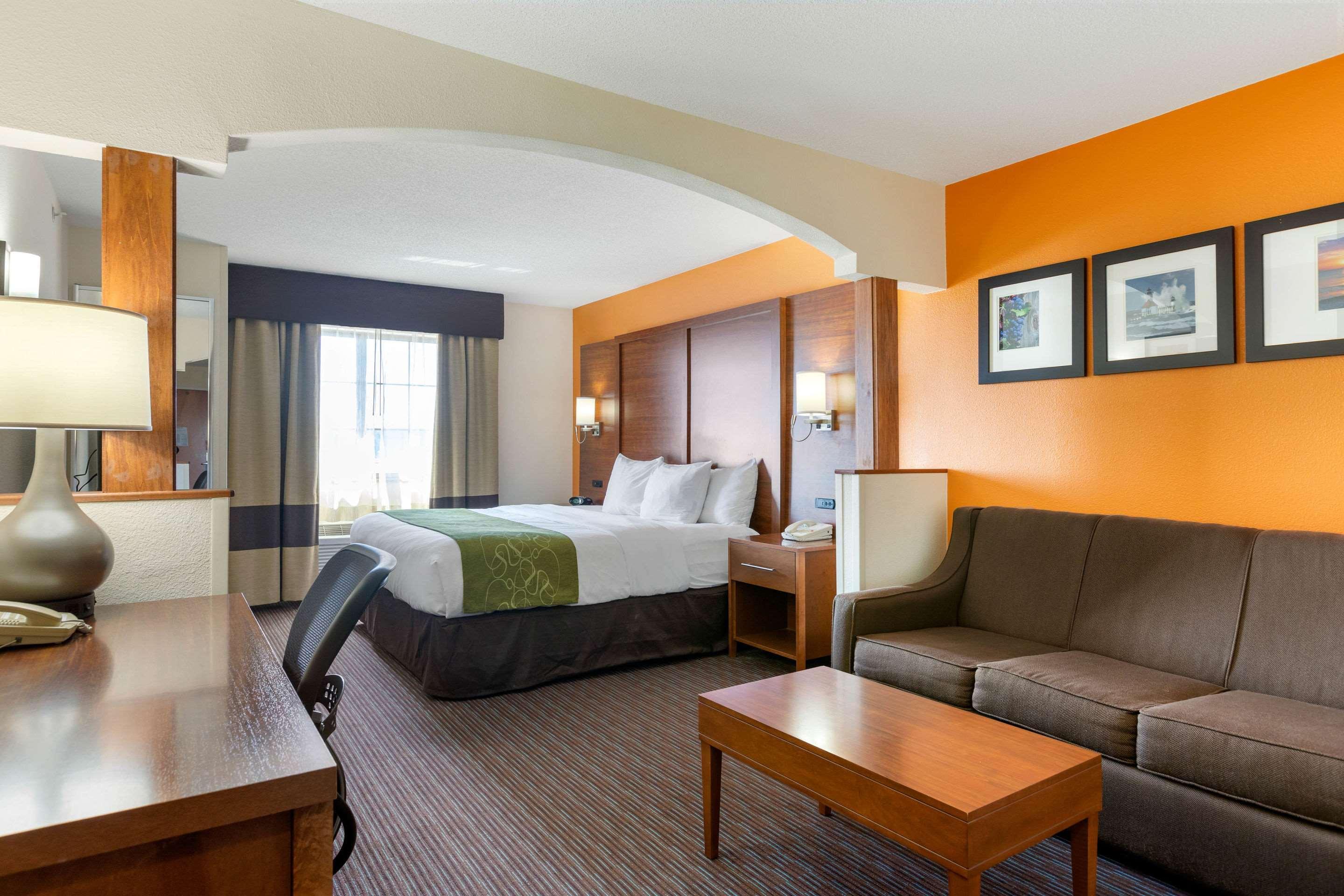 Comfort Suites Stevensville - St Joseph Kültér fotó