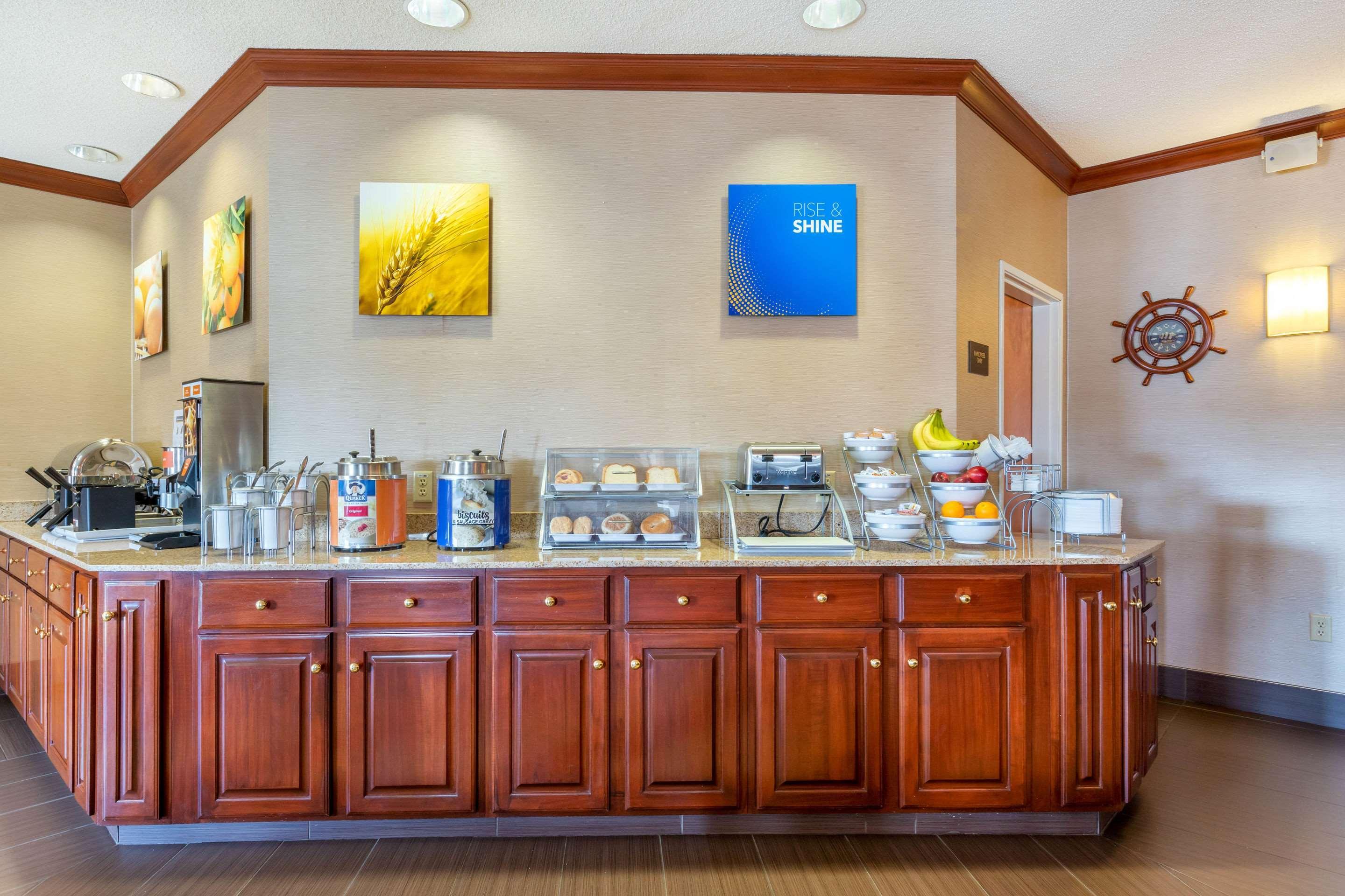 Comfort Suites Stevensville - St Joseph Kültér fotó